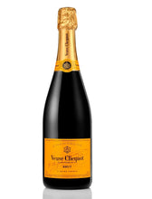 Load image into Gallery viewer, Veuve Clicquot Yellow Label Champagne 75 cl